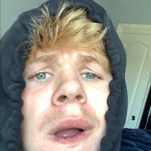 Meet your Posher, Drew